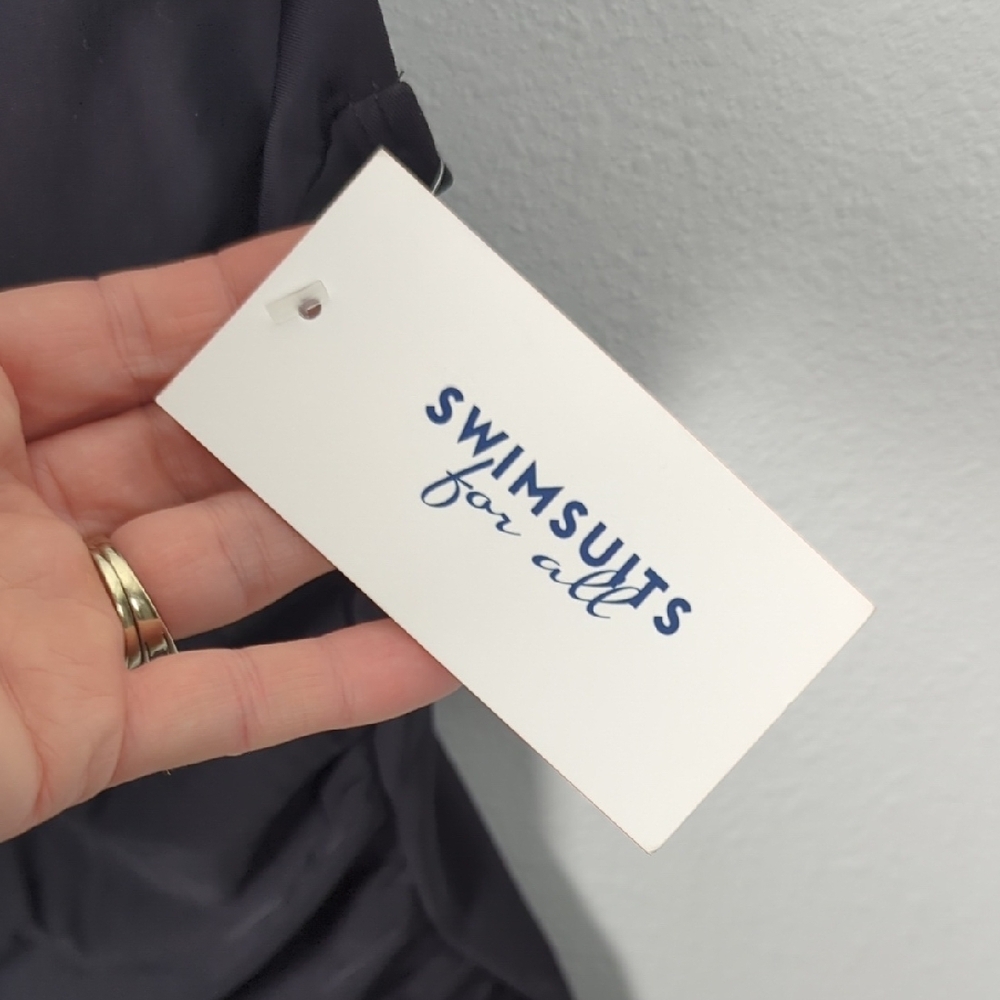 Black One-Piece Swimsuit - Picture 4 of 7